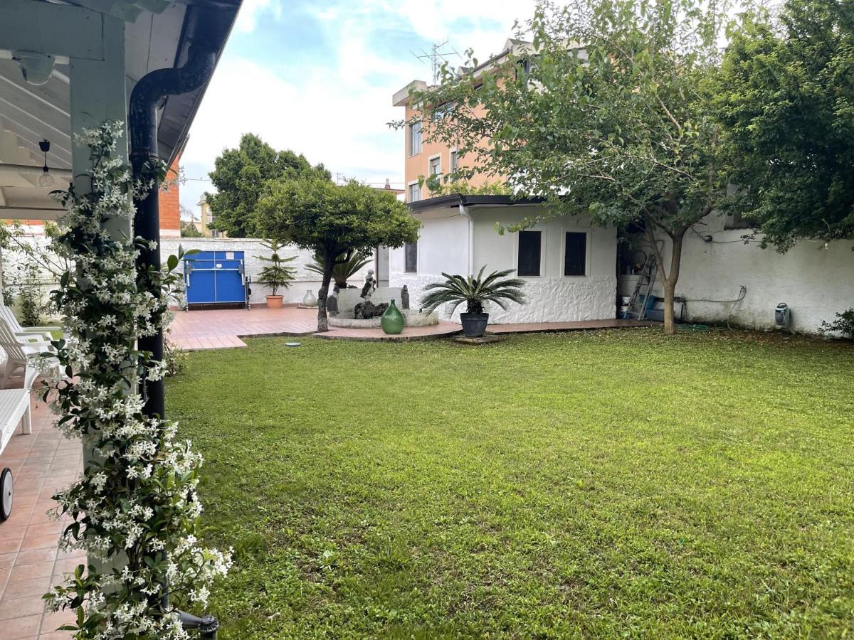 Villa Avvocato Catapano Pontecagnano Faiano Buitenkant foto