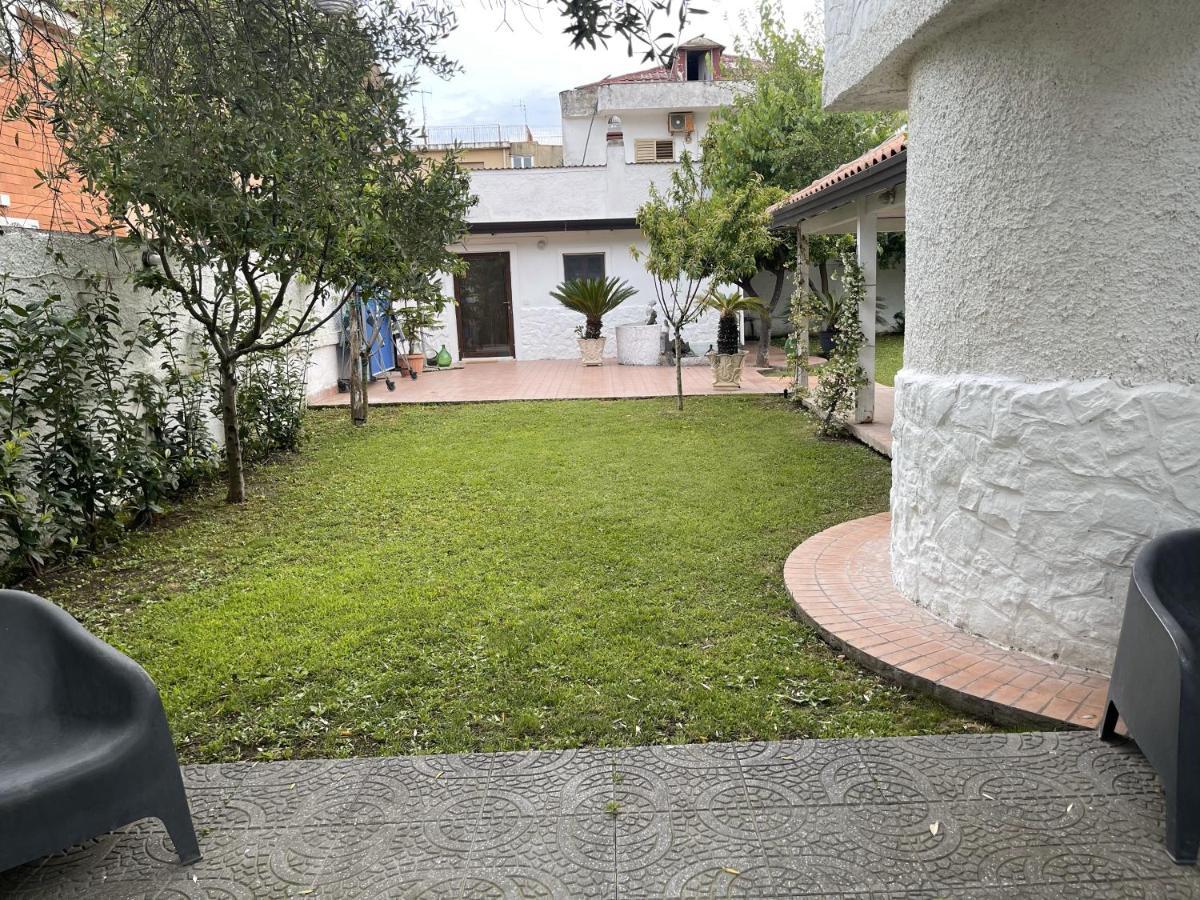 Villa Avvocato Catapano Pontecagnano Faiano Buitenkant foto